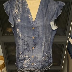 Blue Floral Button-Front Short Sleeve Women's Top